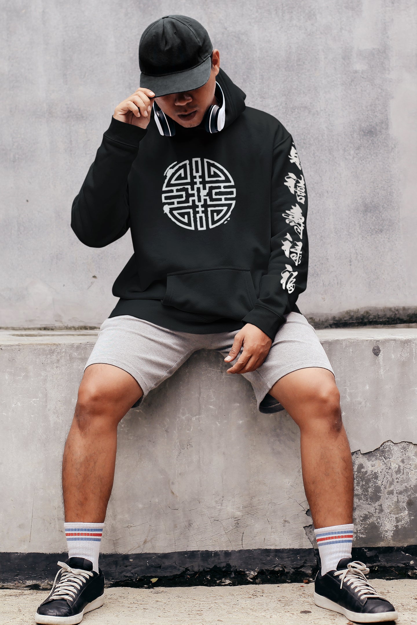 Traditional Chinese Symbol and Calligraphy Hoodie - BLACK